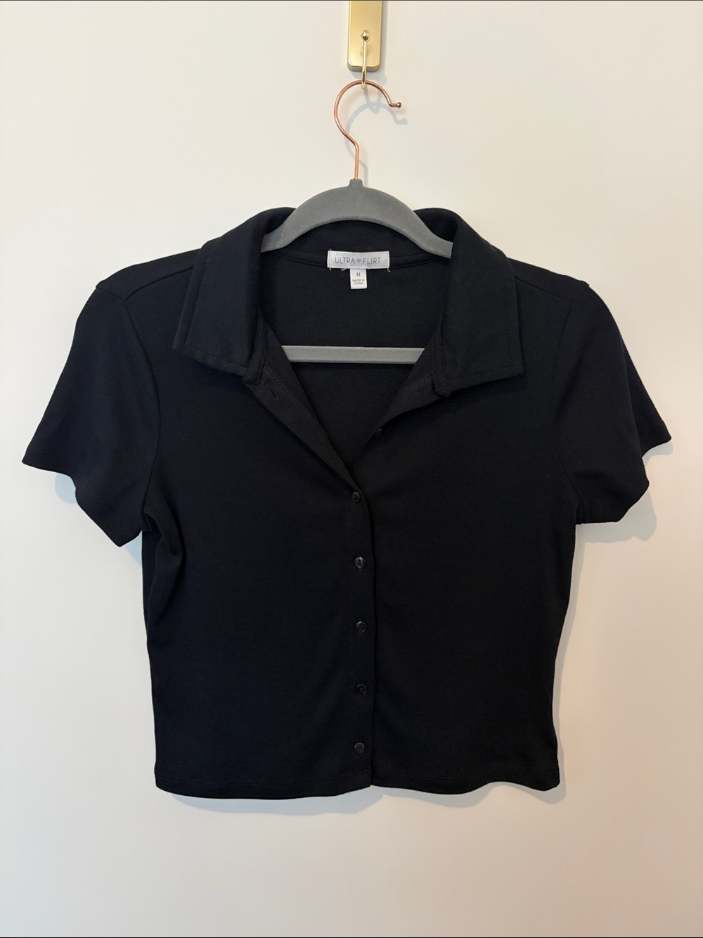 Collared Black Short-Sleeve Button-Front Crop Shirt